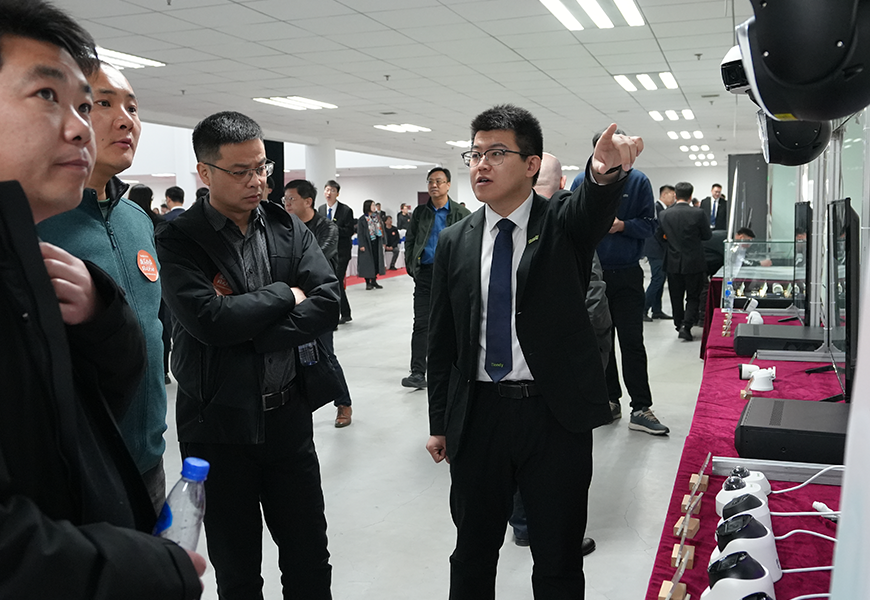 首页| 尊龙集团中国官方网站