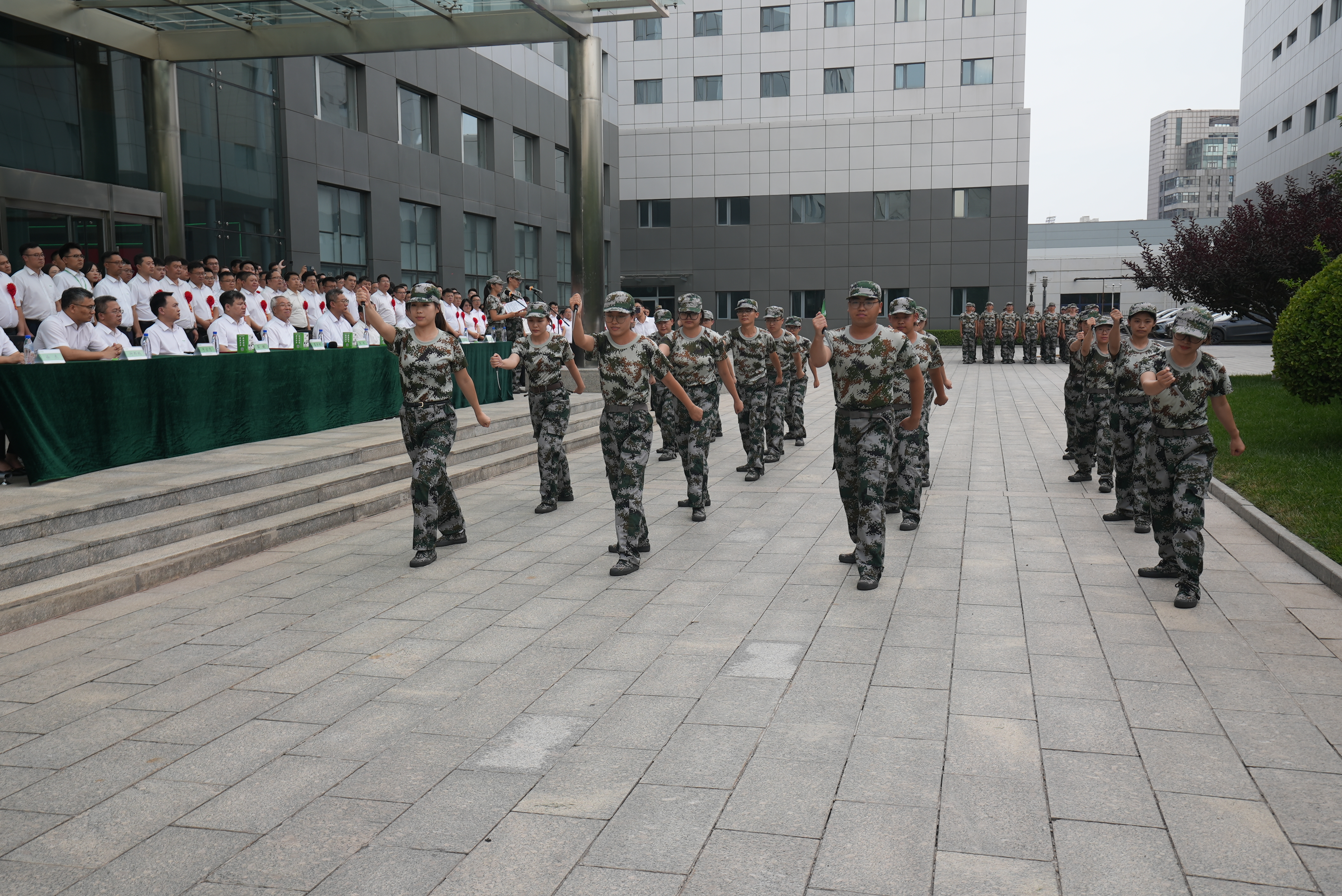 首页| 尊龙集团中国官方网站